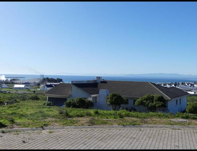 LAND FOR SALE IN HARBOUR LIGHTS